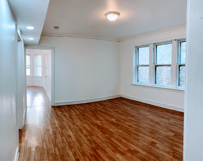 Building Photo - 3755 S Winchester Ave