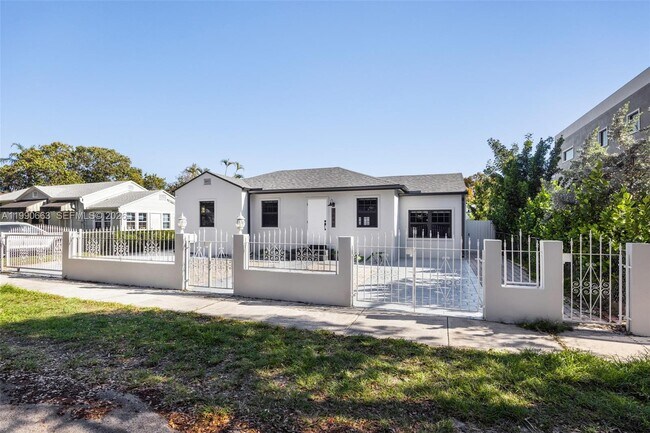 Foto del edificio - 3640 SW 13th St