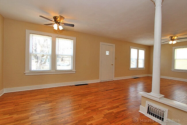 Foto del edificio - House Close To Campus!