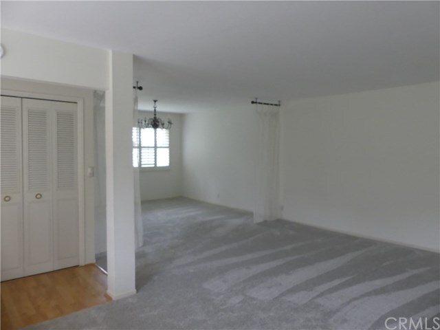 Foto del edificio - 2484 E Mountain St