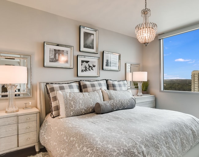 Building Photo - 222 West Ave