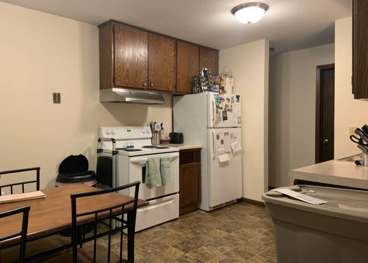 Foto del edificio - 1017 Raymond Ave