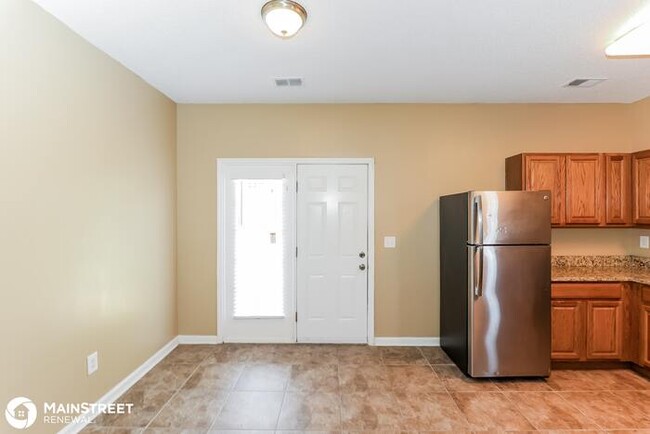 Building Photo - 12161 Hidden Trail, Arlington, TN 38002