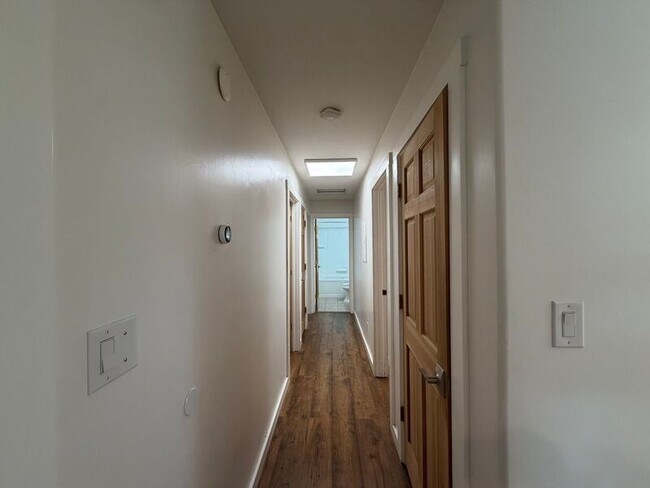 Foto del edificio - 6237 E 21st Ave