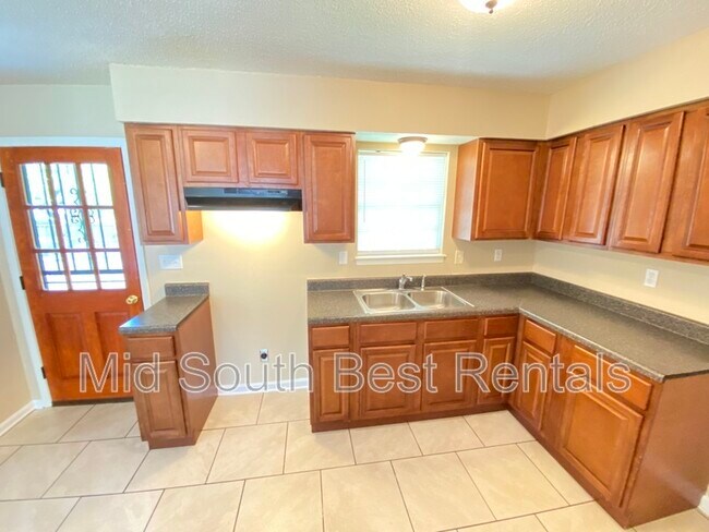 Building Photo - 4294 Elmridge St (Airport)