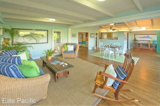 Building Photo - 4 br, 3 bath House - 250 Kaalawai Pl
