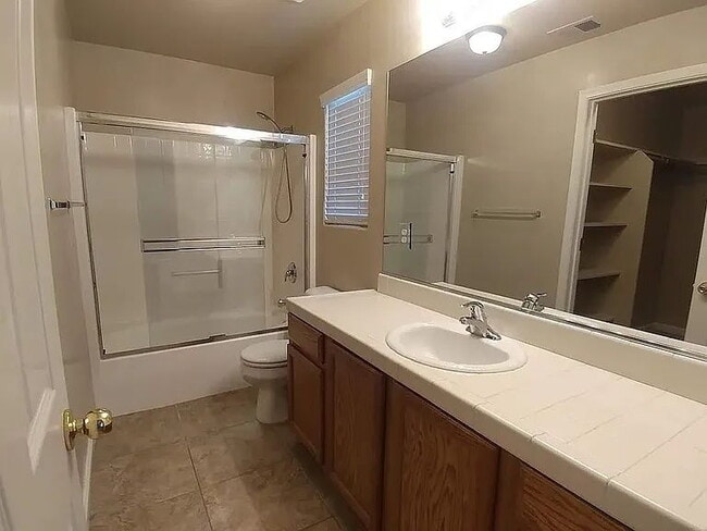 Foto del edificio - 4328 E Oak Ct