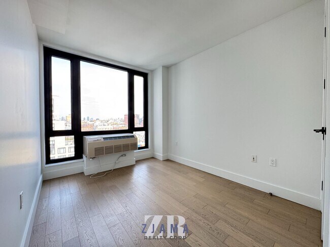 Foto del edificio - 635 4th Ave Ave