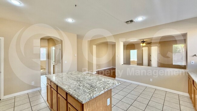 Building Photo - 20870 N 91st Dr