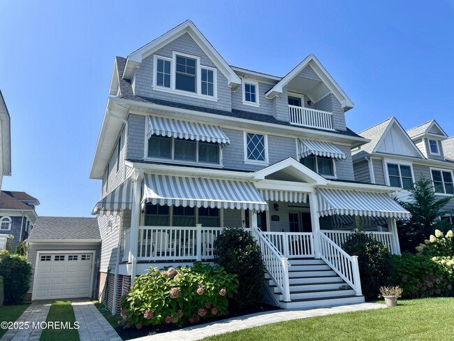 Foto del edificio - 303 Pennsylvania Ave