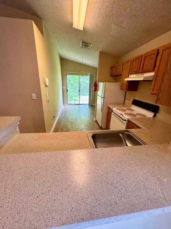 Foto del edificio - 4646 Callery Creek Dr