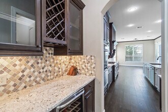Building Photo - 27527 Stonebrook Manor Ln