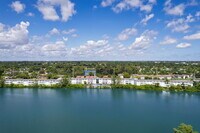 z-071026-Lakeshore Presidential Apartments