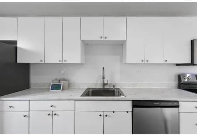 Photo - 50 Howe St Townhome