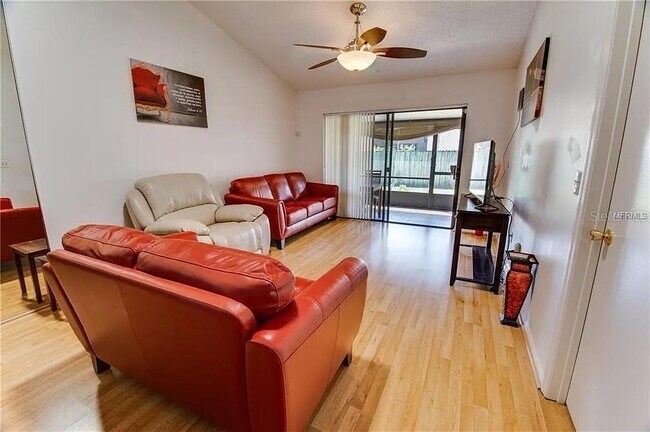 Building Photo - 64 Silver Park Cir
