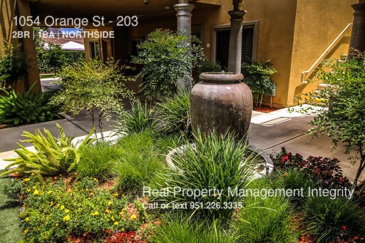 Primary Photo - 1054 N Orange St