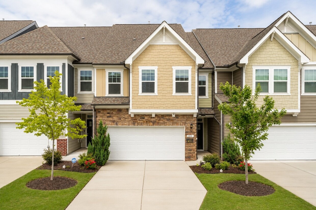 Photo - 1013 Brennan Green Ct (Morrisville, NC)