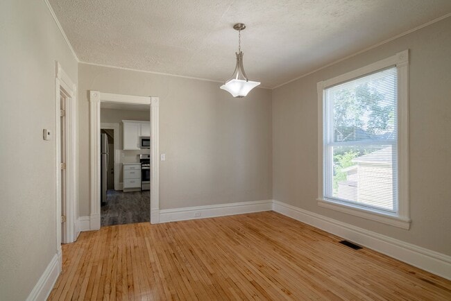 Building Photo - 258 Quimby St NE