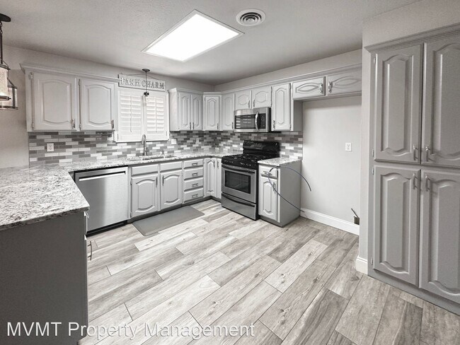 Building Photo - 3 br, 2 bath House - 1217 El Caminito Drive
