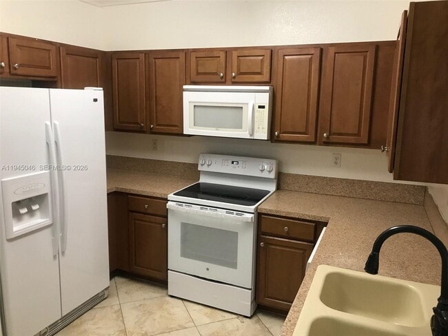 Foto del edificio - 9274 SW 220th Terrace