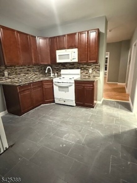 Photo - 380 Halsted St Apartment