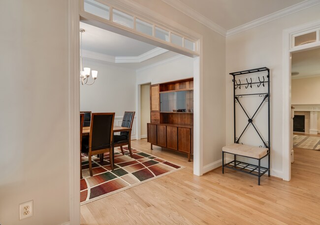 Foto del edificio - 117 Buckhurst Dr