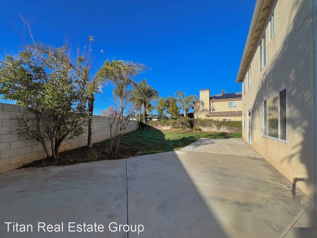 Building Photo - 5 br, 2.5 bath House - 952 Cottonwood Dr