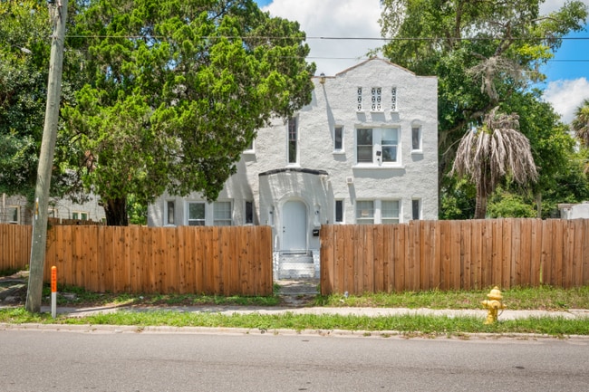 Foto del edificio - 3524 Boulevard St