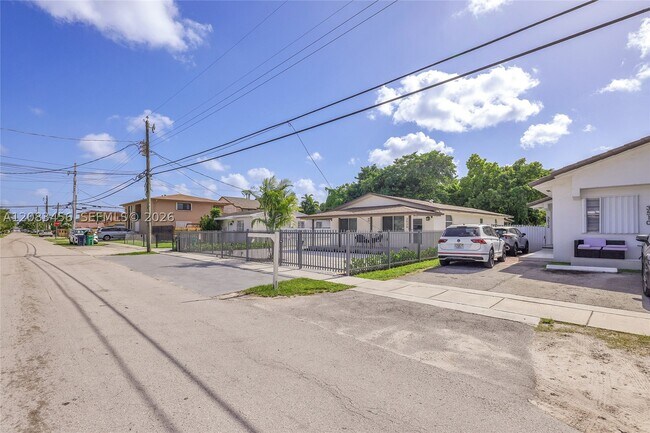 Foto del edificio - 3520 SW 88th Ct