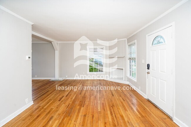 Foto del edificio - 2408 Webster St