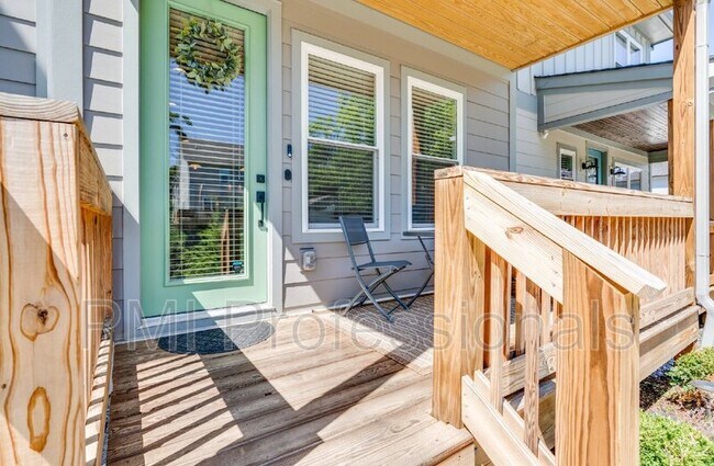 Building Photo - 232 Croleywood Ln