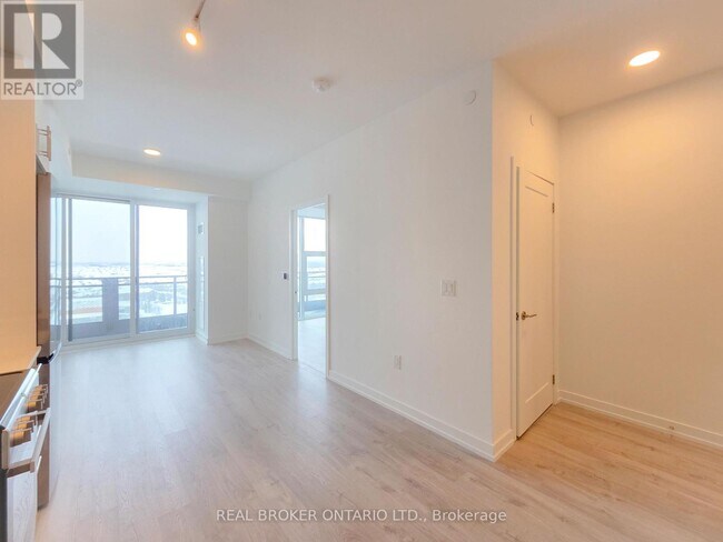 Photo du bâtiment - 9763 Markham Rd
