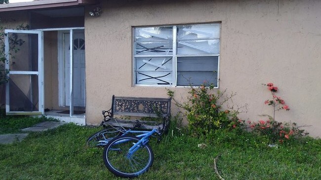 Foto del edificio - Corner duplex in North Lauderdale