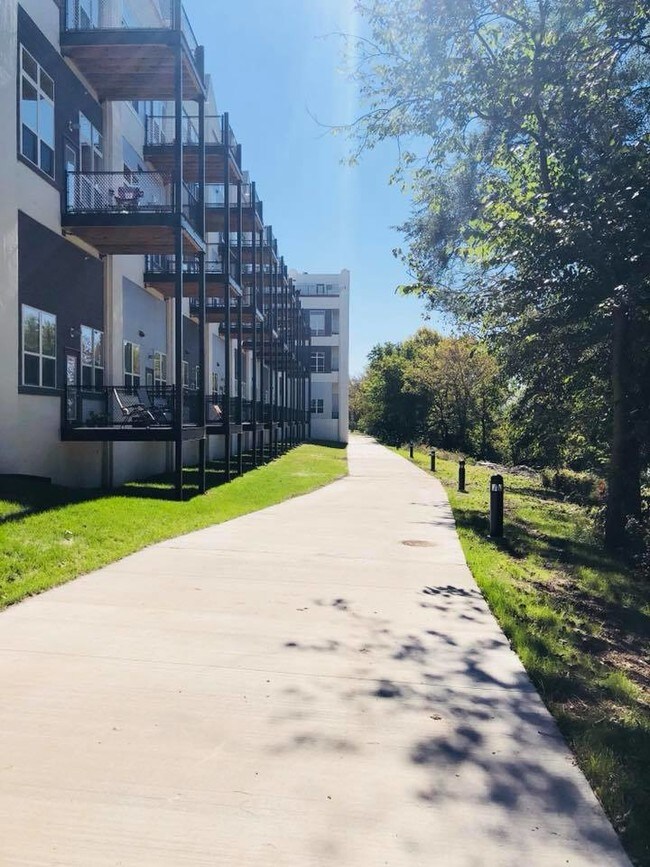 Foto del edificio - RiverFront Lofts