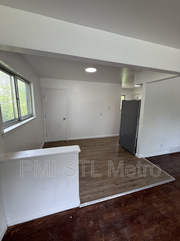 Foto del edificio - 10102 Winkler Dr