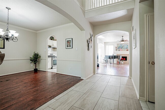 Building Photo - 3706 Heritage Colony Dr