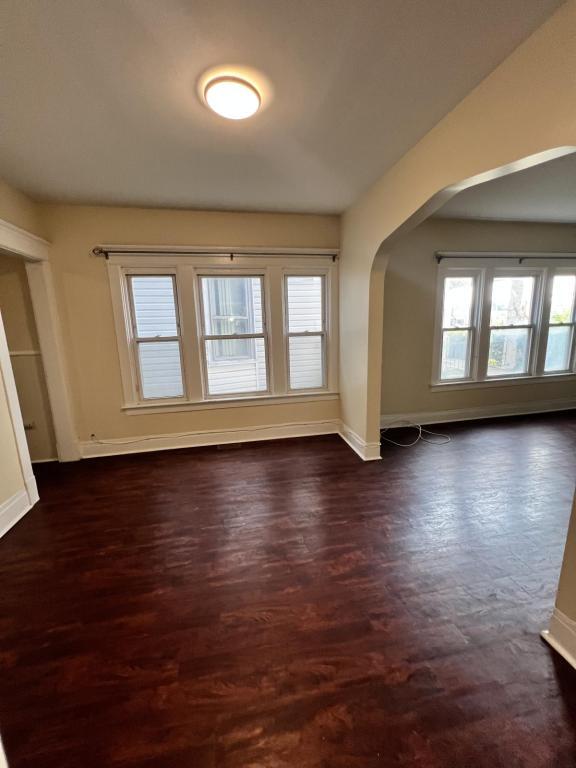 Building Photo - 1022 Hertel Ave