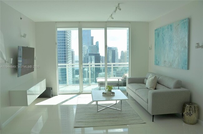 Foto del edificio - 950 Brickell Bay Dr