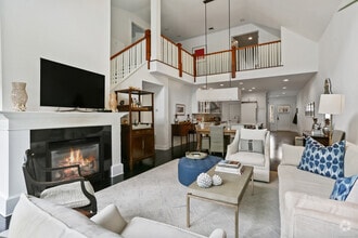 Building Photo - 77 Havemeyer Ln
