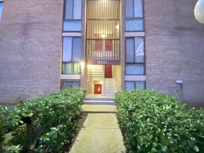 Foto del edificio - 8651 Greenbelt Rd