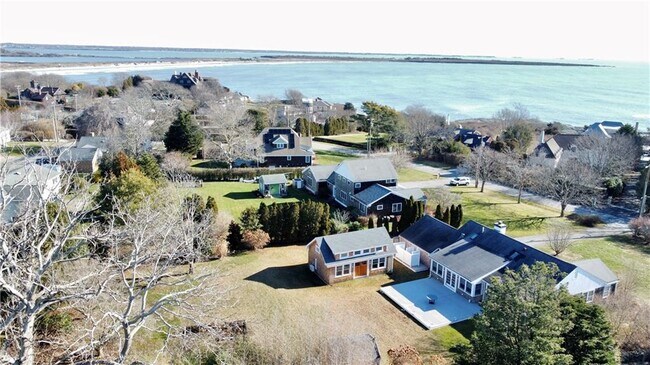 Building Photo - 504 Tuckerman Ave