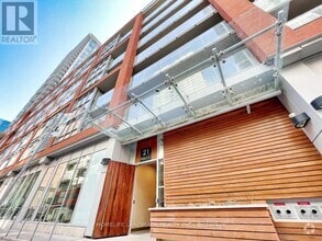 Building Photo - 21-621 Nelson St