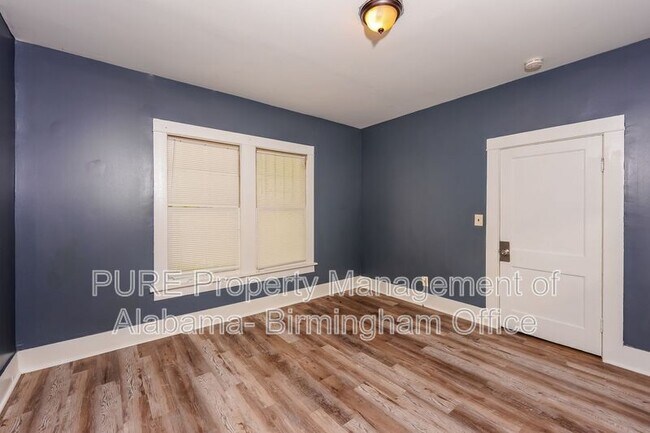 Building Photo - 4617 Court S