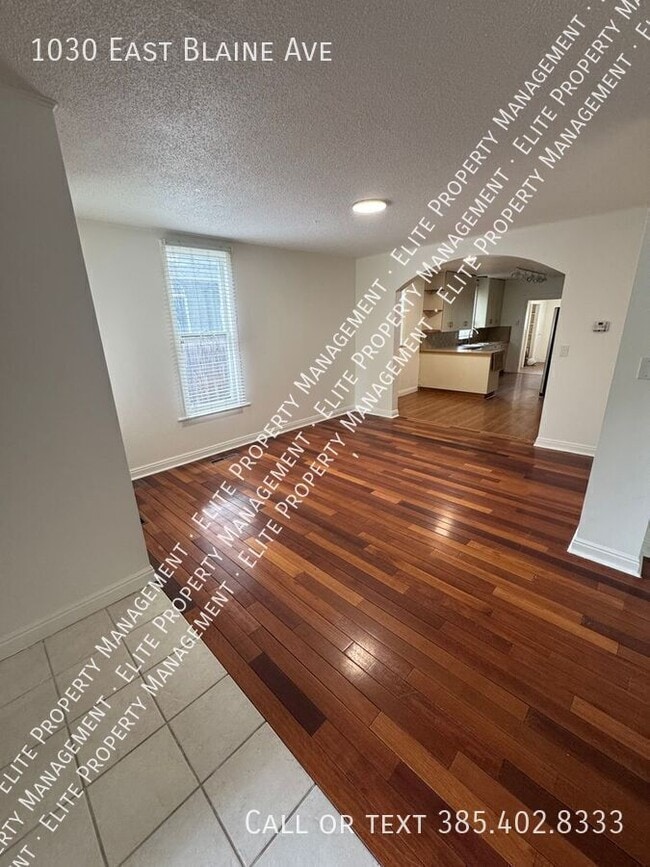 Foto del edificio - 1030 Blaine Ave