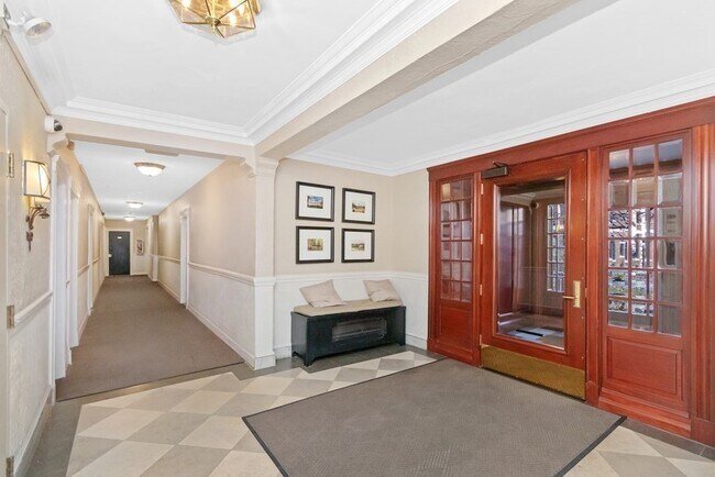 Foto del edificio - 62 Queensberry St