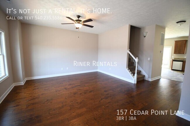 Foto del edificio - 157 Cedar Point Ln