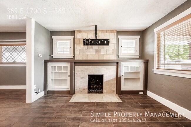 Building Photo - 1 BD Duplex at Liberty Wells!