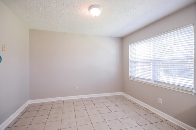 Foto del edificio - 502 Hildred Ave