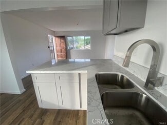 Building Photo - 4712 Fisher St