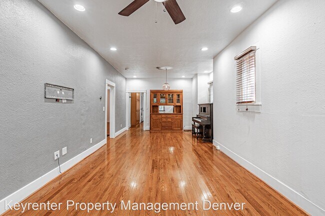Building Photo - 3 br, 2.5 bath House - 684 S Lincoln St.